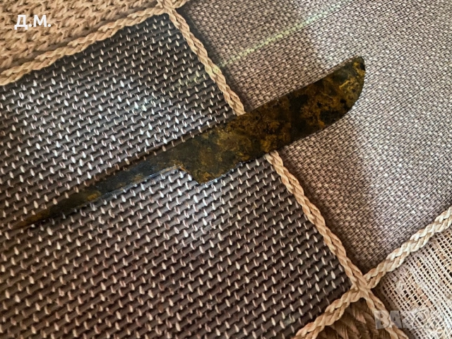 Стар нож-15лв.