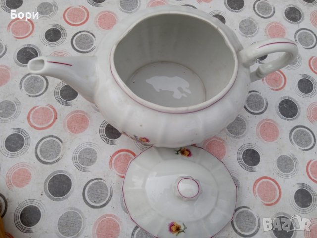 Стар порцеланов български чайник, снимка 4 - Аксесоари за кухня - 39814416