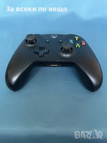 Оригинален джойстик Xbox One  , model 1537, снимка 2 - Аксесоари - 55885958