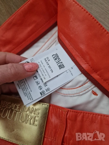 Страхотни дамски панталони VERSACE JEANS COUTURE размер 31 , снимка 10 - Панталони - 53574584