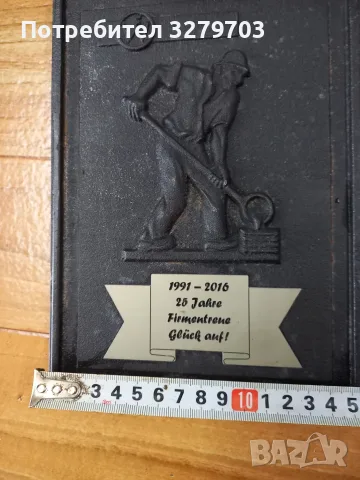 Юбилеен барелеф , снимка 3 - Антикварни и старинни предмети - 55822619