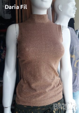 Златист топ от фино и еластично плетиво с висока яка, снимка 2 - Корсети, бюстиета, топове - 42110305