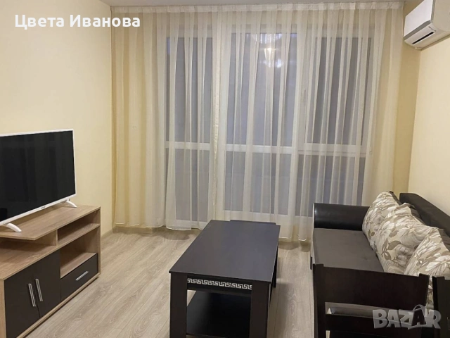 Двустаен апартамент Младежки Хълм