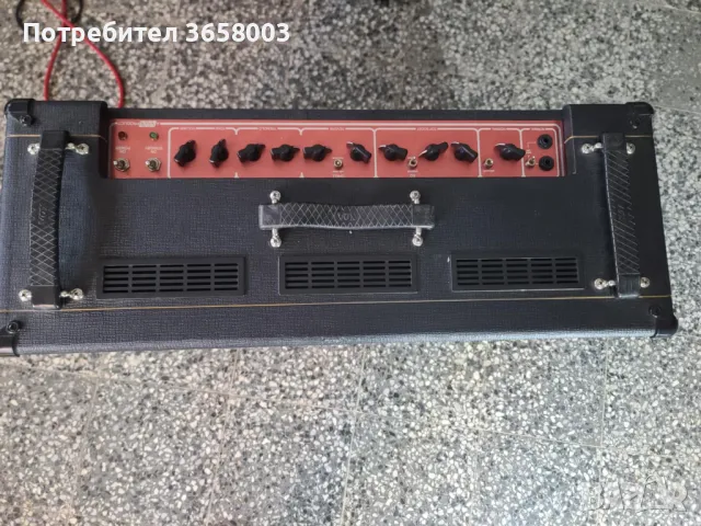 VOX AC30 CC2 2x12 лампов китарен усилвател с кожен калъф, снимка 3 - Китари - 49879989