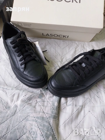 Дамски обувки , снимка 2 - Дамски ежедневни обувки - 53578984