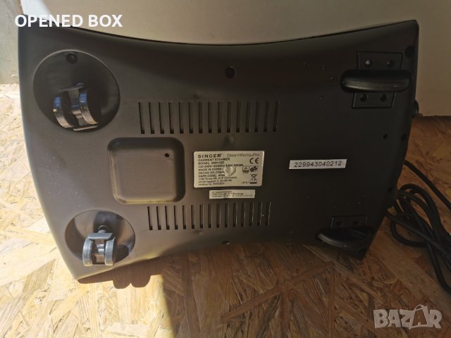 Уред за гладене с пара SINGER Steamworks™ Pro, снимка 12 - Ютии - 42055153