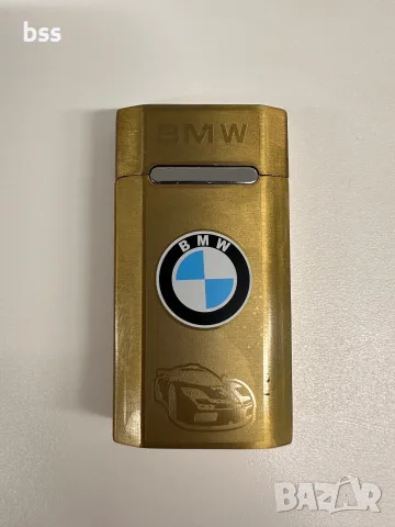 Златиста запалка BMW – метален дизайн