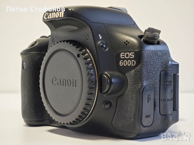 фотоапарат Canon EOS 600D, снимка 4 - Фотоапарати - 53327848