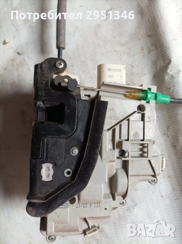 Брава Audi A5 F5 4G0839016F, снимка 4 - Части - 51936534