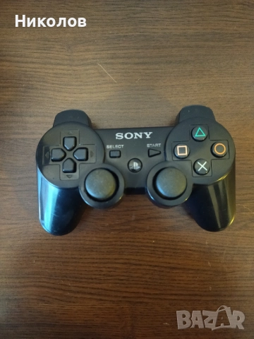 Продавам оригинален джойстик за Playstation 3 (PS3)