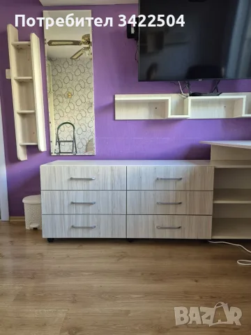 Продава се бюро с 6 чекмеджета и рафтове, снимка 2 - Бюра - 56122395