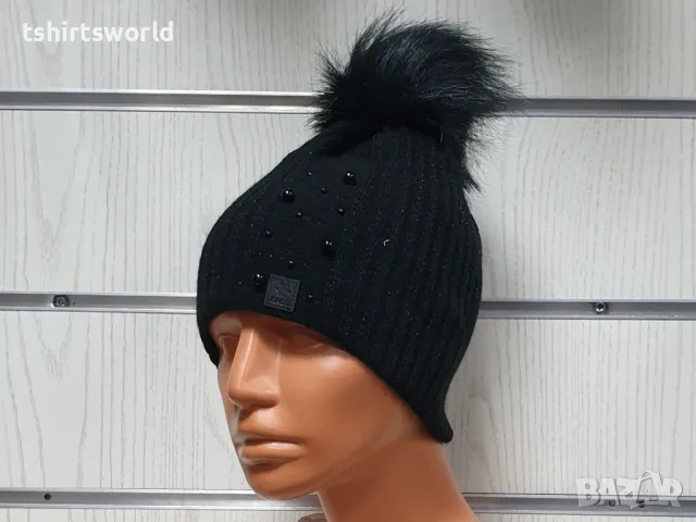 Нова зимна дамска шапка с камъчета в черен цвят с пух/помпон, снимка 5 - Шапки - 47928136