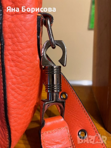 Christian Louboutin Дамска чанта, снимка 3 - Чанти - 53847851