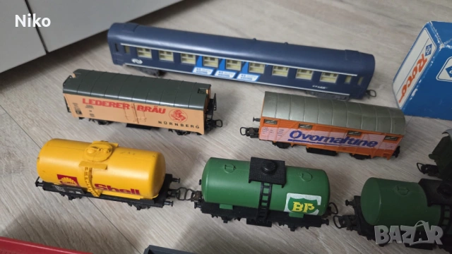 31 вагона H0 от Lima, Jouef, Fleischmann, Roco и др., снимка 2 - Други ценни предмети - 53657387