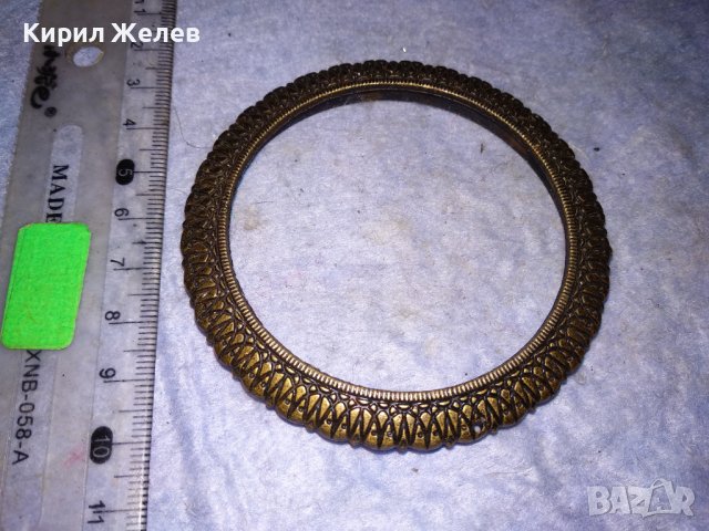 БРОНЗОВ ОРНАМЕНТИРАН ОБРЪЧ ГРИВНА от ЦИФЕРБЛАТ на СТАР КАМИНЕН ЧАСОВНИК БУДИЛНИК 26491