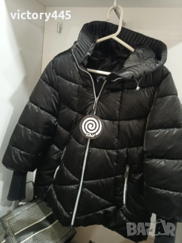 Дамско яке Италия плетени ръкави