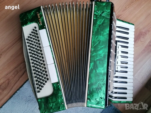 акордеон Алтаир , снимка 2 - Акордеони - 53579644