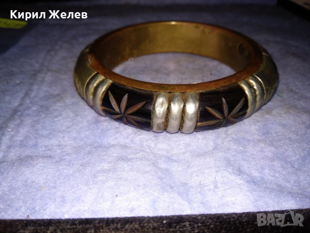 СТАРИННА БРОНЗОВА АЗИАТСКА ТРАДИЦИОННА ЕТНО ГРИВНА с РЕЗБОВАН РОГ и ПОСРЕБРЕНИ ЕЛЕМЕНТИ 73681, снимка 6 - Антикварни и старинни предмети - 41102343