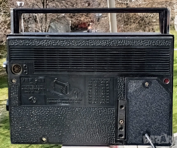 99 🎶 VEF-202 – Ретро радио със съвременно звучене 🎶, снимка 3 - Антикварни и старинни предмети - 53813155