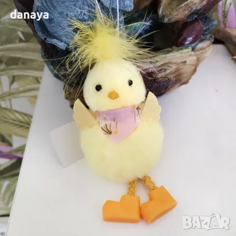 5699 Висяща великденска декорация Пиле с крачета, 12 см, снимка 3 - Декорация за дома - 49233889