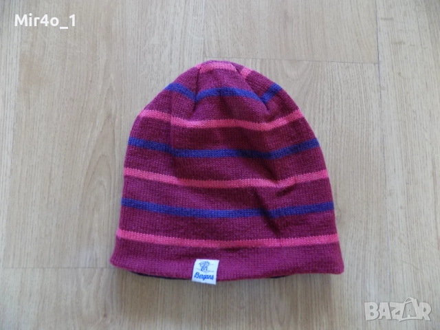 зимни шапки norrona bergans of norway icebreaker jack wolfskin berghaus peak performance salomon, снимка 8 - Шапки - 50497197