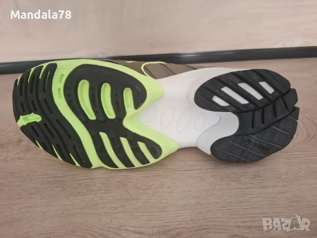 Продавам нови оригинални мъжки маратонки Аdidas EQT Gazelle., снимка 5 - Маратонки - 55933932
