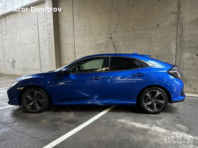 Honda Civic X 2018г автоматик, снимка 4 - Автомобили и джипове - 52451487