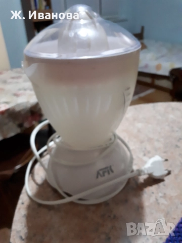 Продавам преса за цитруси