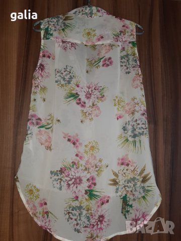 Нежен топ H&M, снимка 2 - Корсети, бюстиета, топове - 41675020