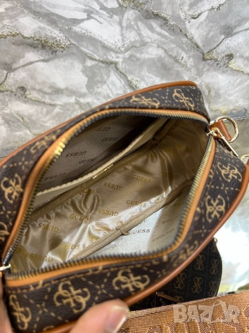 чанти GUESS MOON 💫 23 cm x 16 cm , снимка 3 - Чанти - 51699778