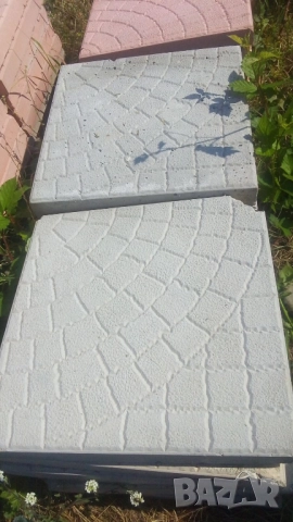 ПЛОЧКИ тротоарни 40х40см. ВТОРО качество, бетонни сиви и цветни.. Имаме с различни шарки, орнаменти , снимка 5 - Строителни материали - 52029688