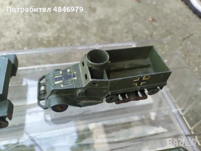 Лот стари военни играчки/танкове/камиони, снимка 7 - Колекции - 55980375