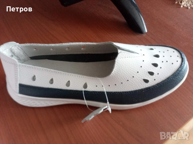 Дамски нови спортни обувки № 38