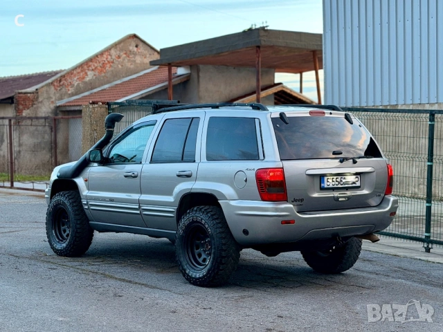 Jeep Grand Cherokee 4.7 / Limited / BRCгаз / Отлично Състояние, снимка 3 - Автомобили и джипове - 53092559