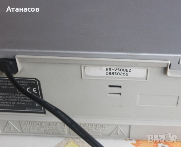 JVC HR-V500 повредено за части или ремонт, снимка 5 - Плейъри, домашно кино, прожектори - 52162850