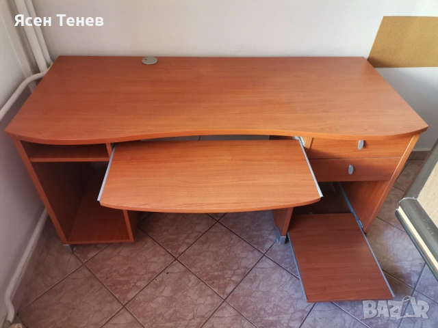 Офис бюро 147см х 65см., снимка 2 - Бюра - 53116175