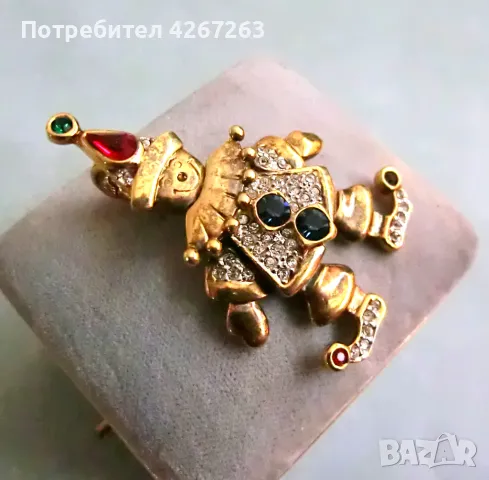 Позлатена висулка палячо с подвижни елементи и разноцветни кристалчета, снимка 2 - Колиета, медальони, синджири - 49249507