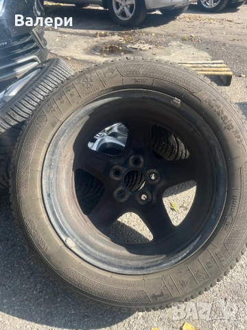 Железни джанти за Opel Insignia със оригинални тасове. , снимка 2 - Гуми и джанти - 53189953