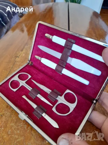 Стар Дамски несесер за нокти Corecom, снимка 4 - Други ценни предмети - 47802106