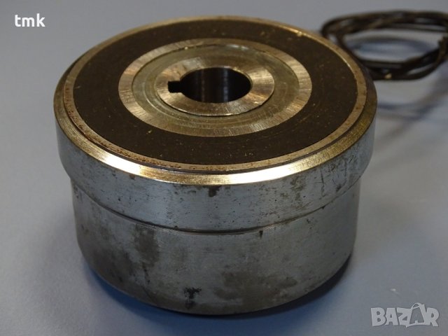 Съединител електромагнитен Lenze 14.105 24V DC, снимка 2 - Резервни части за машини - 41490988