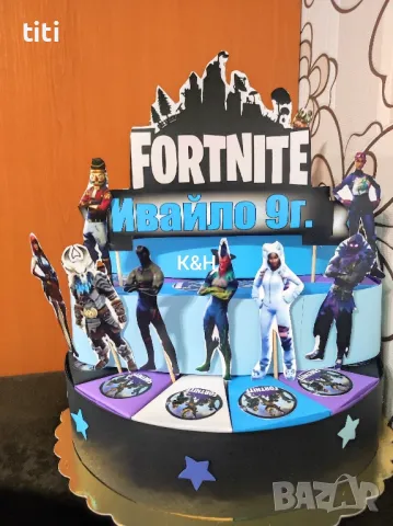 Картонена торта Фортнайт , снимка 1