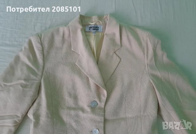 Дамско сако, снимка 2 - Сака - 48169687