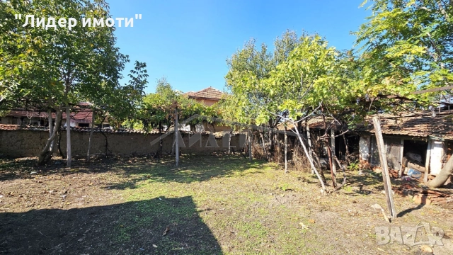 Къща с дворно място от 507 кв.м. в с. Цалапица, снимка 4 - Къщи - 52120605