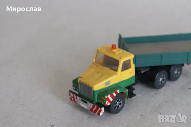 WIKING 1:87 H0 VOLVO TIR КАМИОН МОДЕЛ ВЛЕКАЧ, снимка 4 - Колекции - 49431633