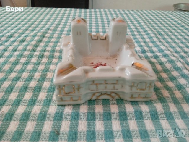 Порцеланов пепелник, снимка 3 - Други ценни предмети - 41463244