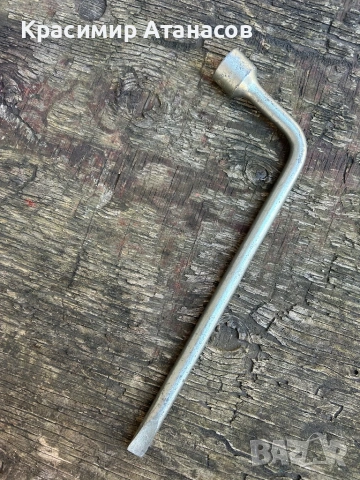 Ключ джанти за Тойота Версо. 2004-2018г. 