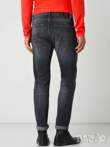 Модерни дънки с еластична кройка модел “Fortres” в средно сиво размер Л 34 , снимка 4 - Дънки - 47538942