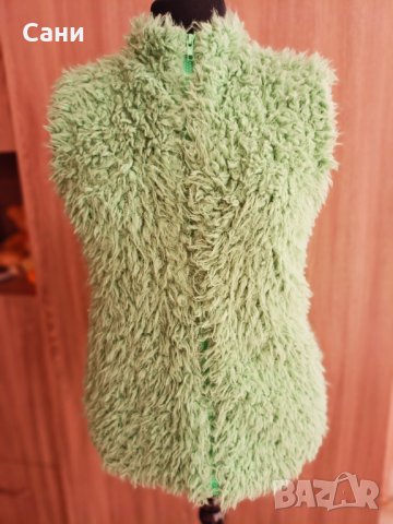 Пухено елече , снимка 4 - Елеци - 40607357