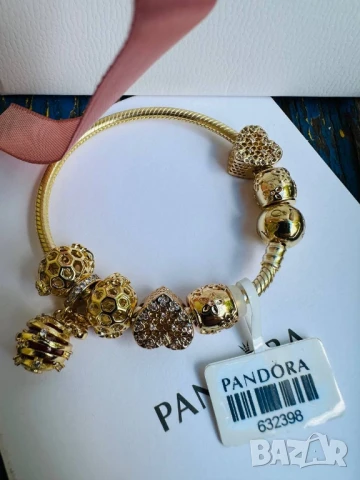 гривна Гривна не потъмнява 
Със всички торбички+кутии+сертификати
Pandora , снимка 3 - Гривни - 51005077