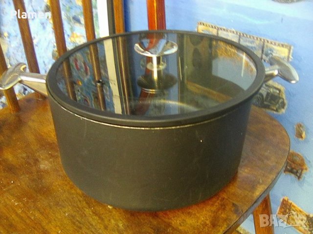 Италианска тенджера с незалепващо покритие и дъно от алуминий със стъклен капак с гумена обвивка 2, снимка 2 - Съдове за готвене - 39230767